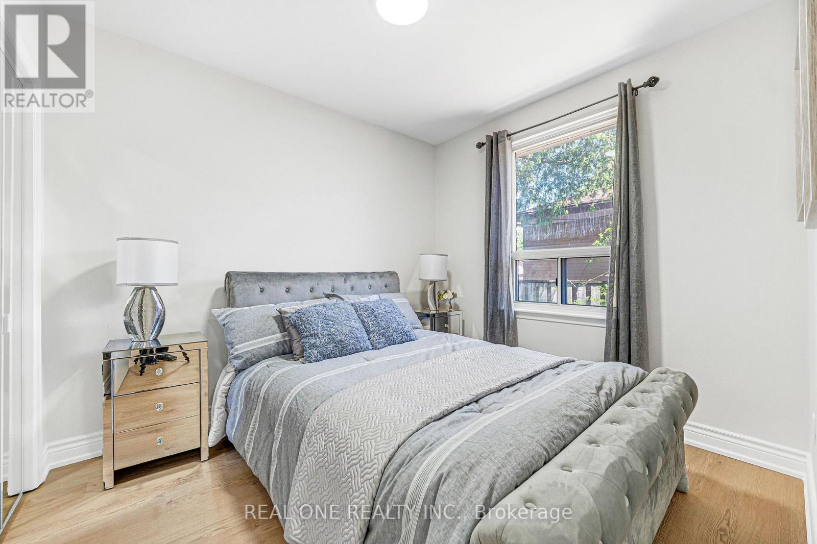 1 Gilroy Drive, Toronto, ON - Indoor Photo Showing Bedroom