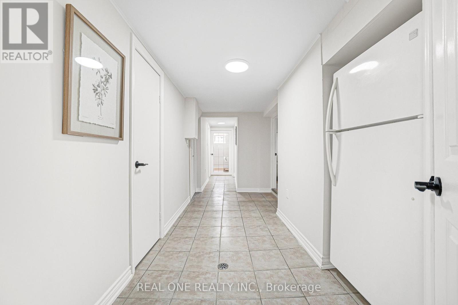 1 Gilroy Drive, Toronto, ON - Indoor Photo Showing Other Room