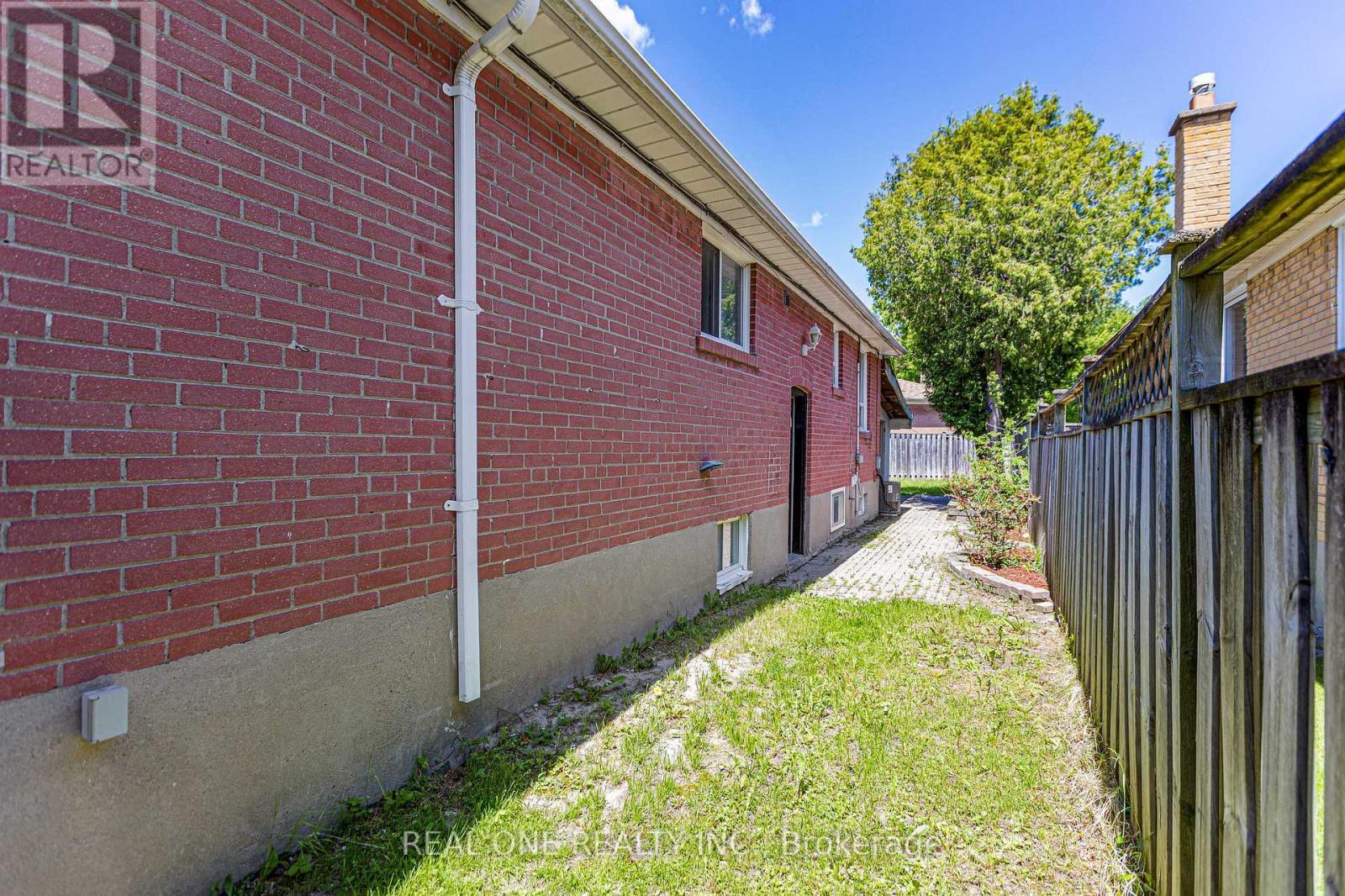 1 Gilroy Drive, Toronto, ON - Outdoor With Exterior