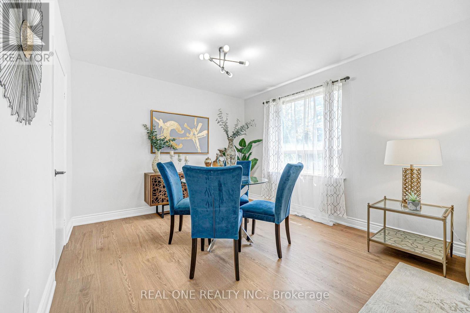 1 Gilroy Drive, Toronto, ON - Indoor Photo Showing Dining Room