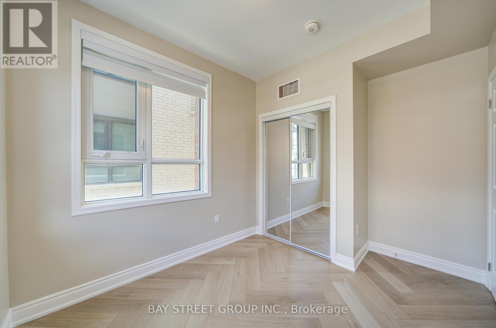 3 - 626 Rexdale Boulevard, Toronto, ON - Indoor Photo Showing Other Room