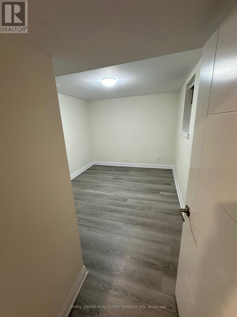 Bsmt - 2389 Morrison Avenue, Mississauga, ON - Indoor