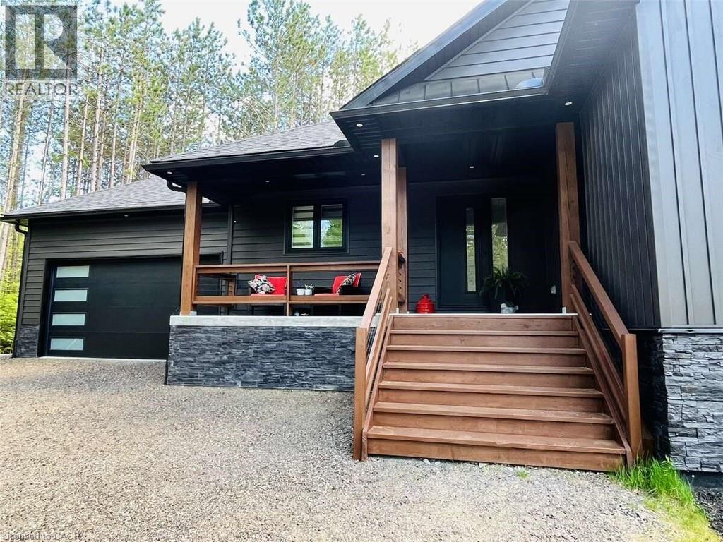 25350 C Hwy 62, Bancroft, ON - Outdoor