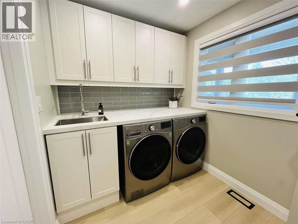 25350 C Hwy 62, Bancroft, ON - Indoor Photo Showing Laundry Room