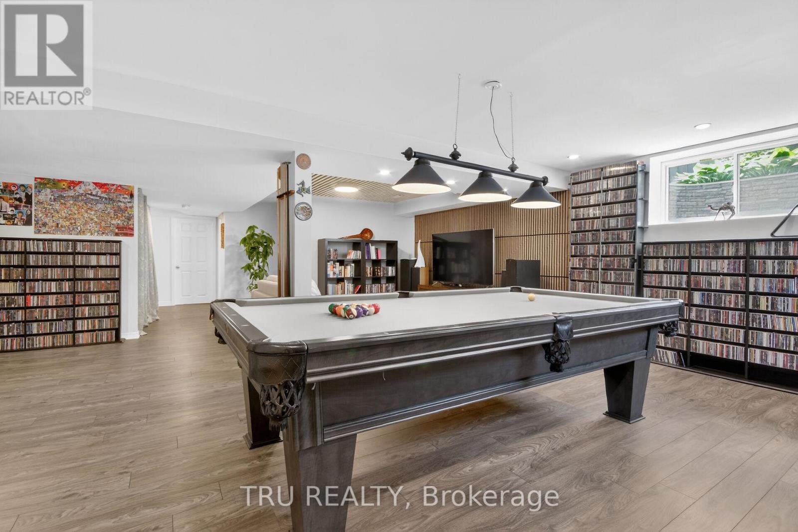 202 Skipper Drive, Ottawa, ON - Indoor Photo Showing Other Room