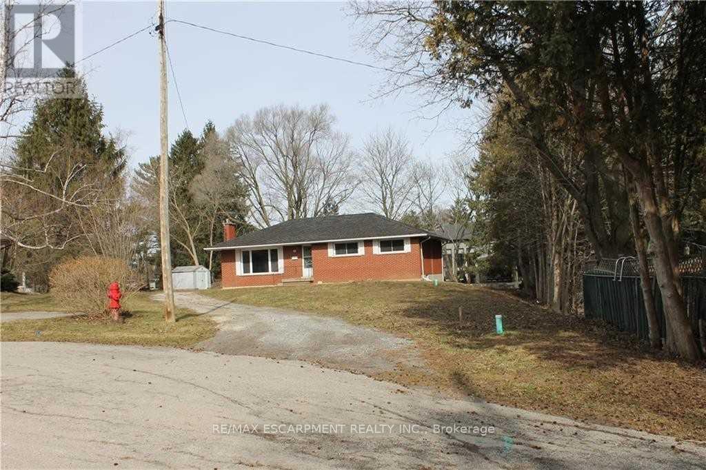 50 East Crest, Hamilton, ON - Outdoor