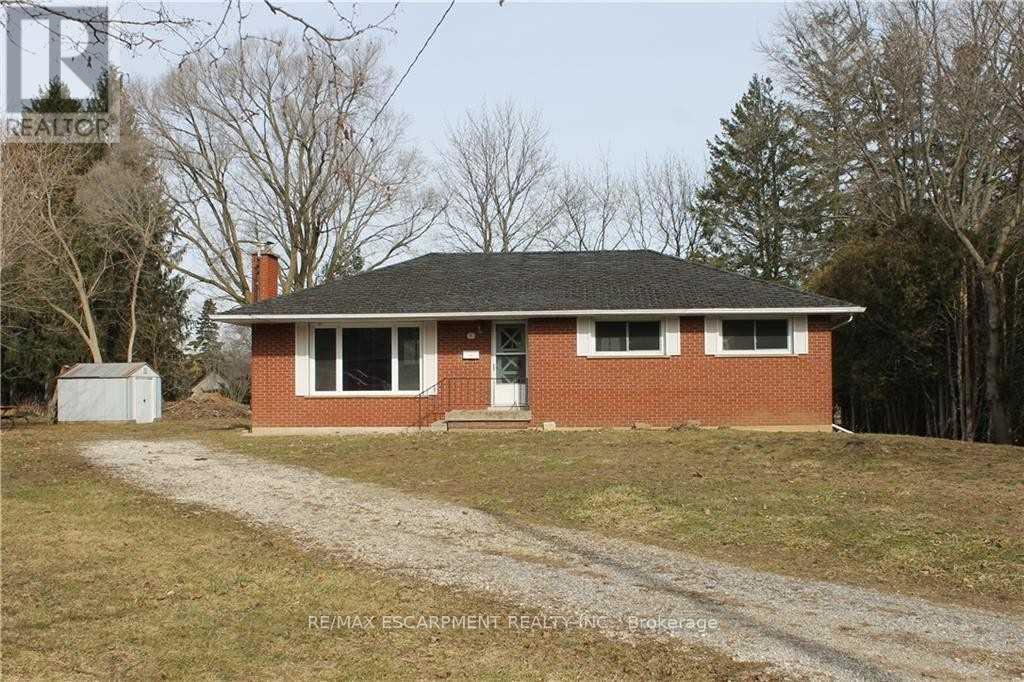 50 East Crest, Hamilton, ON - Outdoor