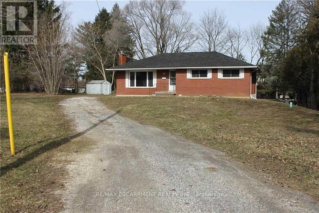 50 East Crest, Hamilton, ON - Outdoor