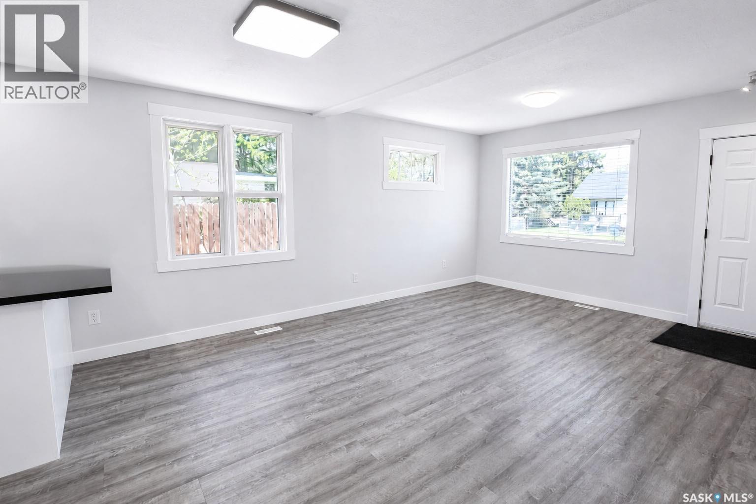 529 20Th Street E, Prince Albert, SK - Indoor Photo Showing Other Room