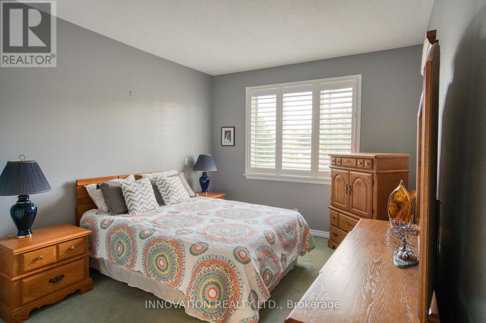 27 Eileen Crescent, Ottawa, ON - Indoor Photo Showing Bedroom