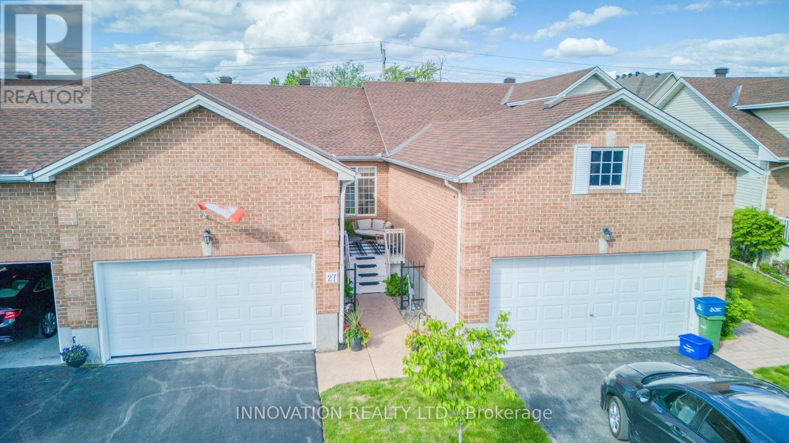 27 Eileen Crescent, Ottawa, ON - Outdoor
