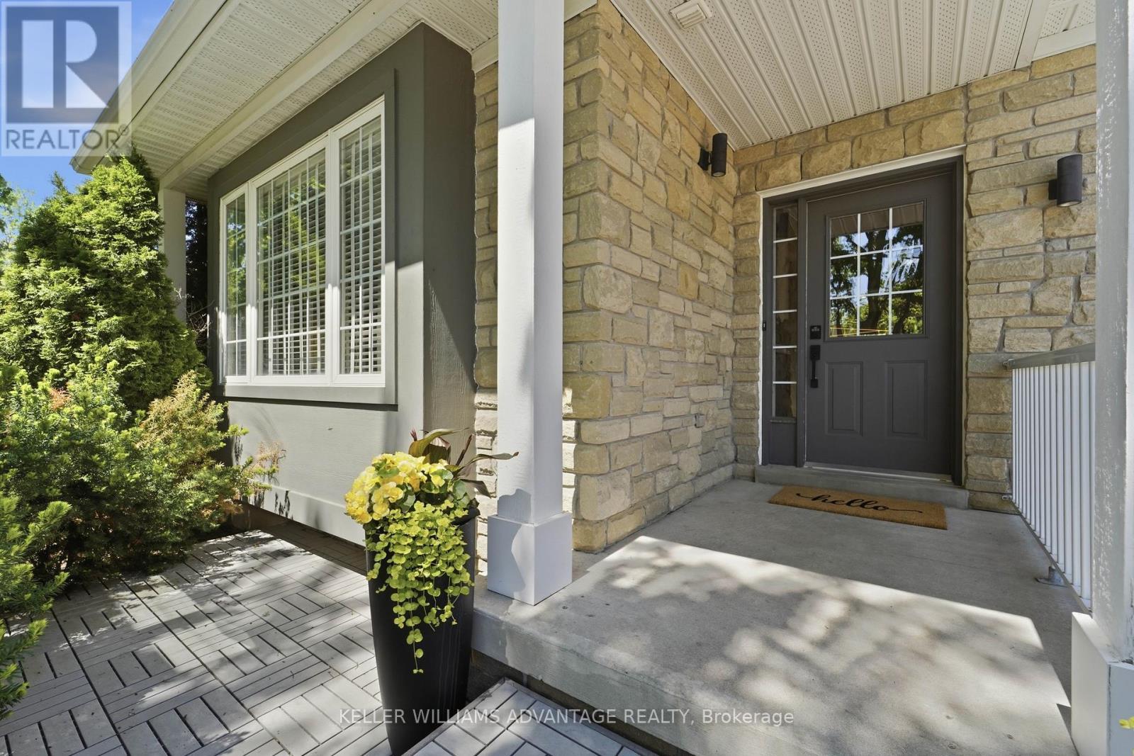4 Cranberry Lane, Barrie, ON - Outdoor With Deck Patio Veranda