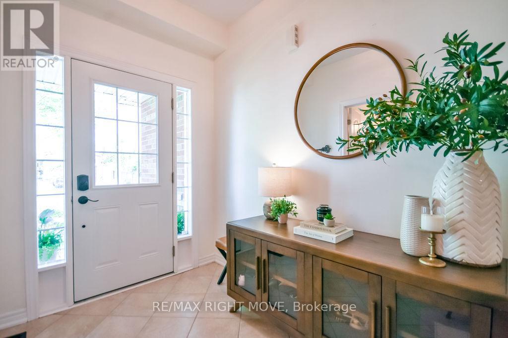 122 Atlantis Drive, Orillia, ON - Indoor Photo Showing Other Room