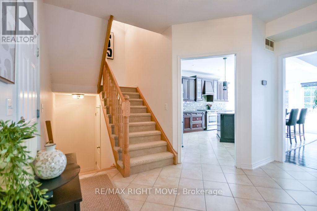 122 Atlantis Drive, Orillia, ON - Indoor Photo Showing Other Room