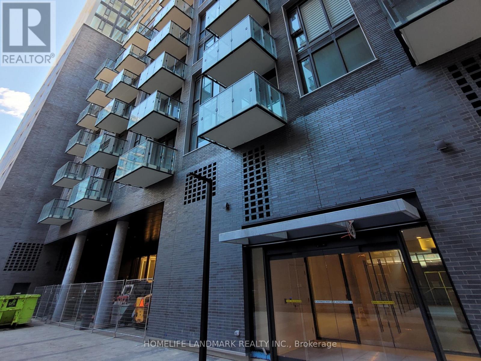 623 - 158 Front Street E, Toronto, ON - Outdoor