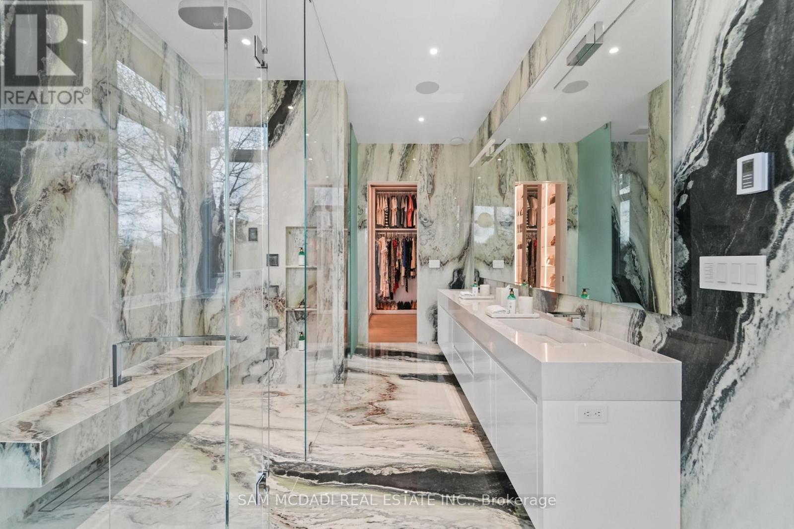1589 Glenhill Crescent, Mississauga, ON - Indoor Photo Showing Bathroom