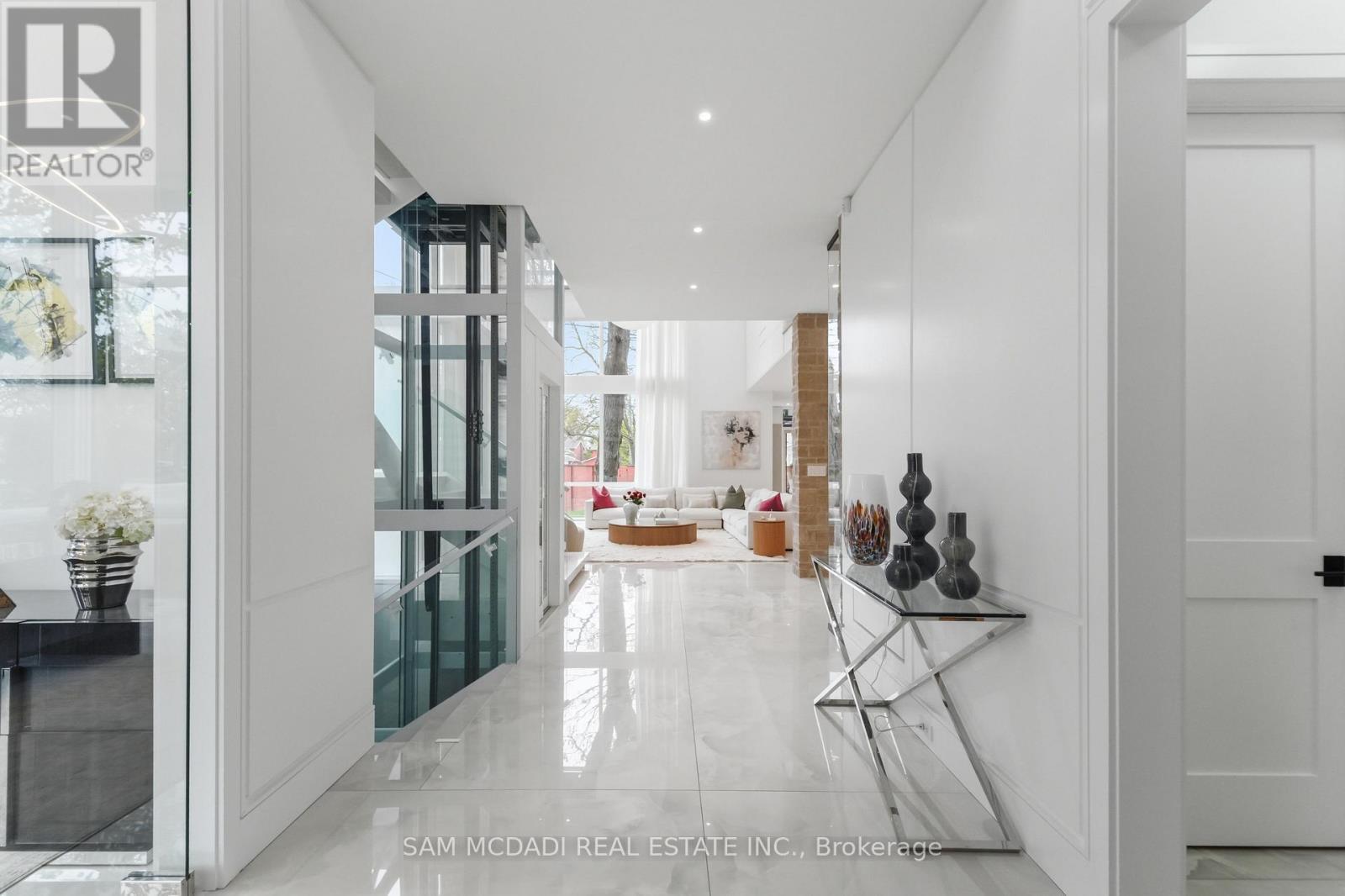 1589 Glenhill Crescent, Mississauga, ON - Indoor Photo Showing Other Room
