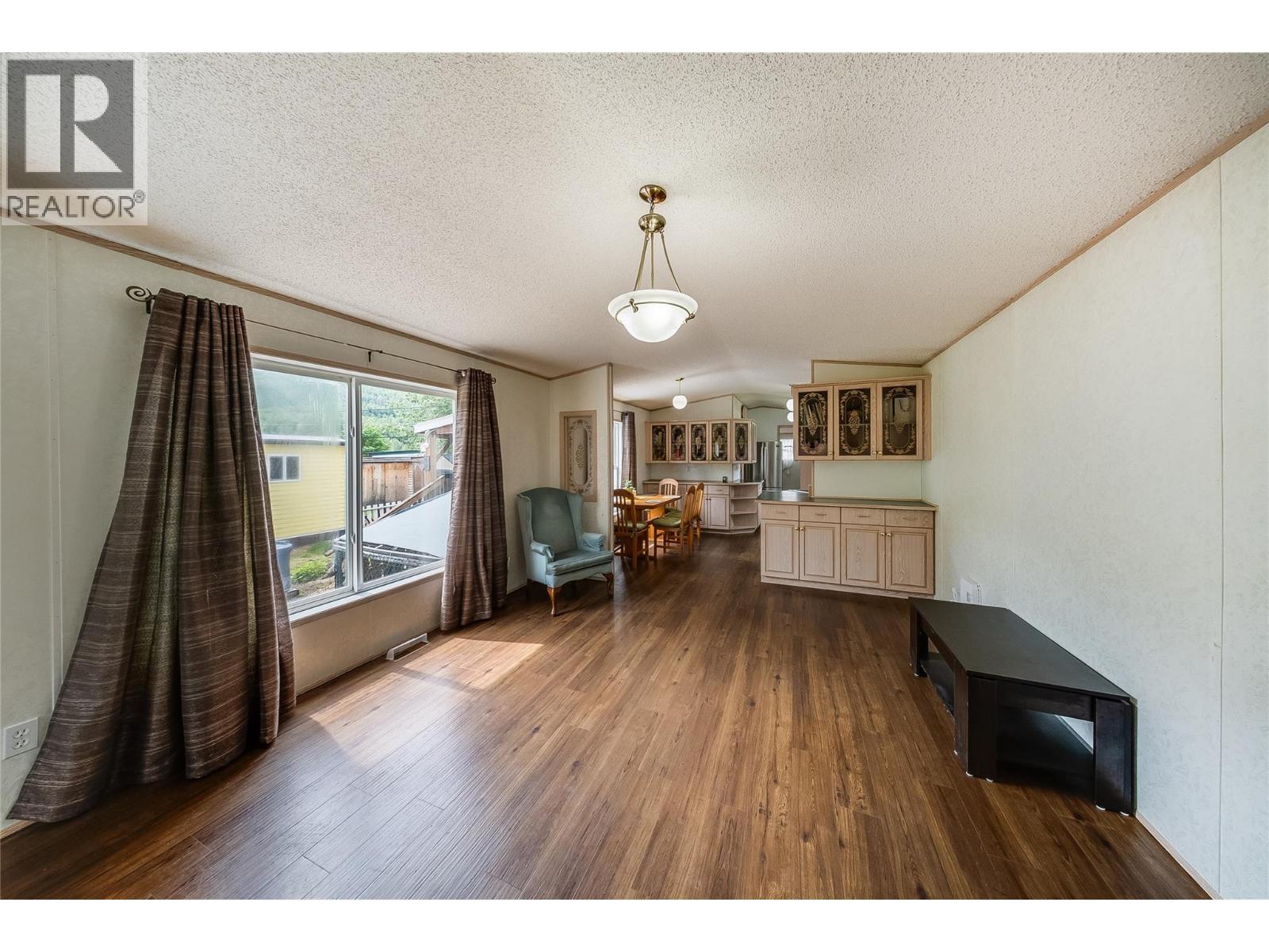 500 16Th Avenue Unit# 54, Genelle, BC