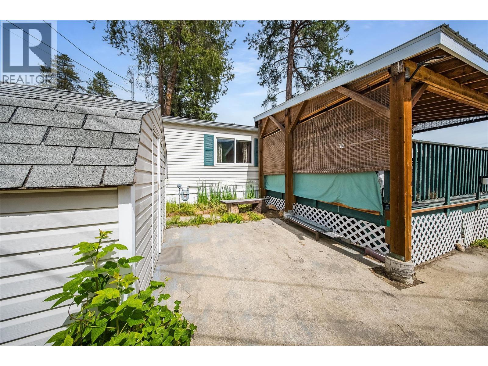 500 16Th Avenue Unit# 54, Genelle, BC