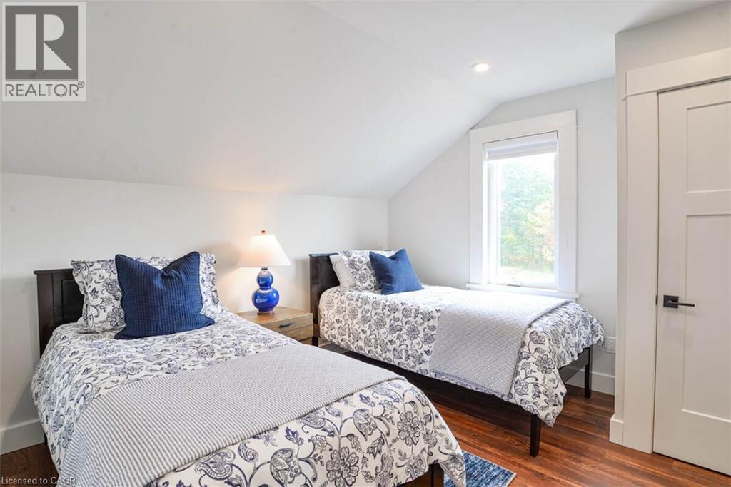 1021 Marina Road, Huntsville, ON
