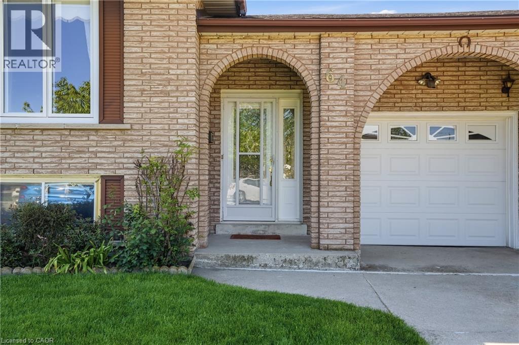64 Eastbury Drive, Stoney Creek, ON - Outdoor