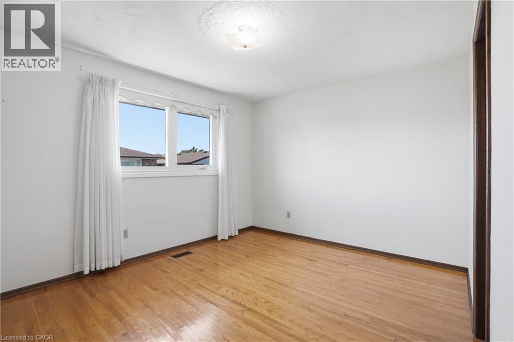 64 Eastbury Drive, Stoney Creek, ON - Indoor Photo Showing Other Room