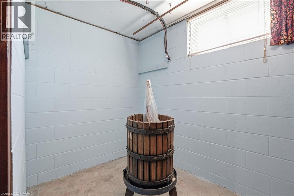 64 Eastbury Drive, Stoney Creek, ON - Indoor