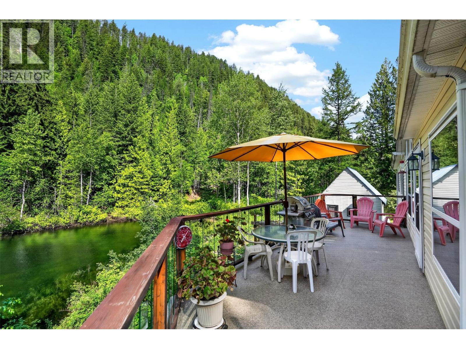 4761 Highway 31, Fletcher Creek, BC
