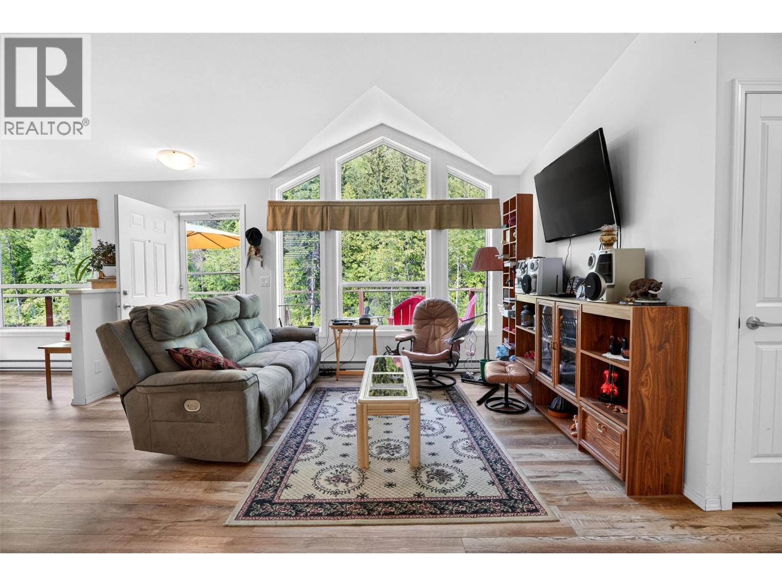 4761 Highway 31, Fletcher Creek, BC
