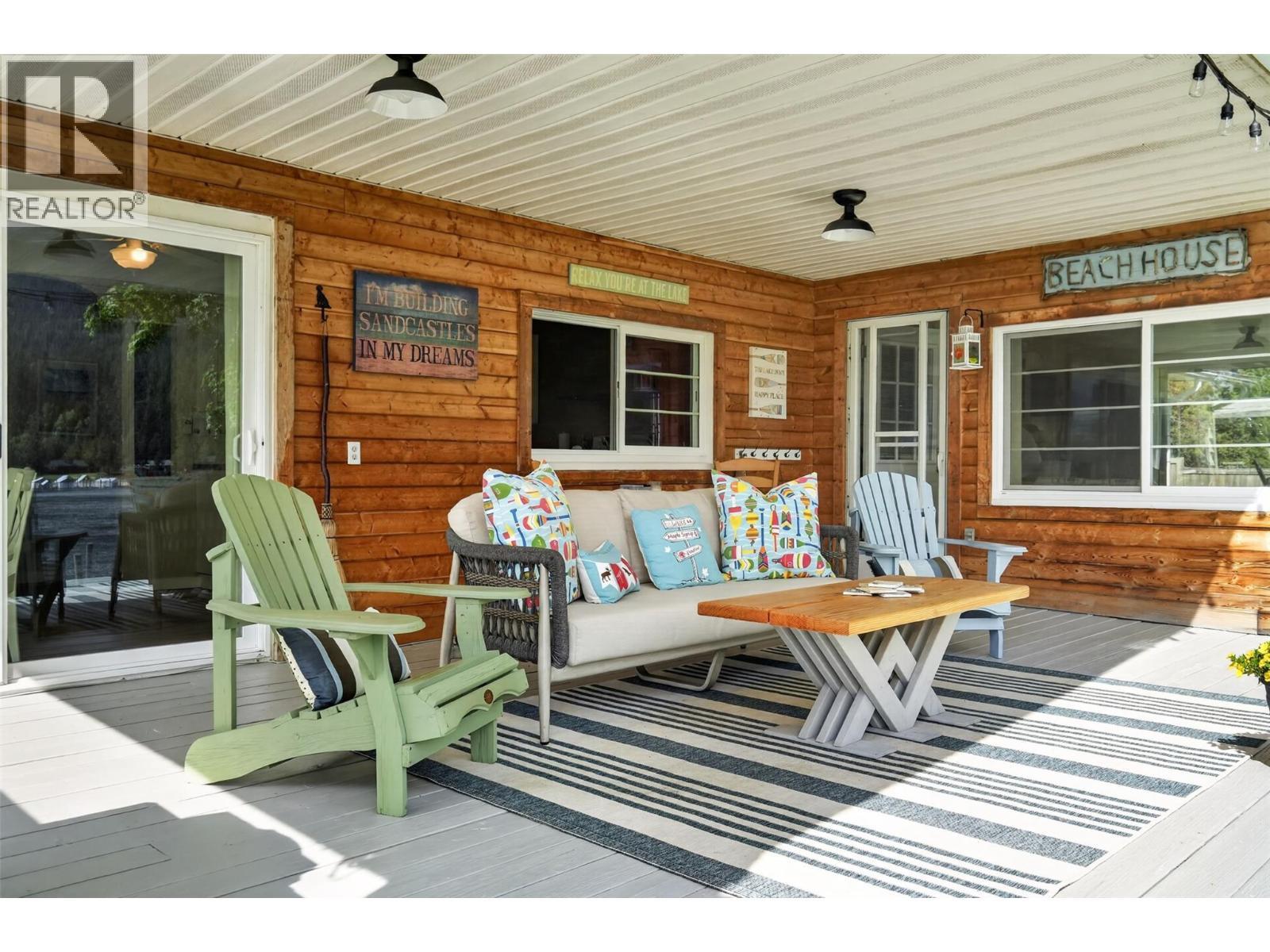 8110 & 8120 Busk Road, Balfour, BC - Outdoor With Deck Patio Veranda