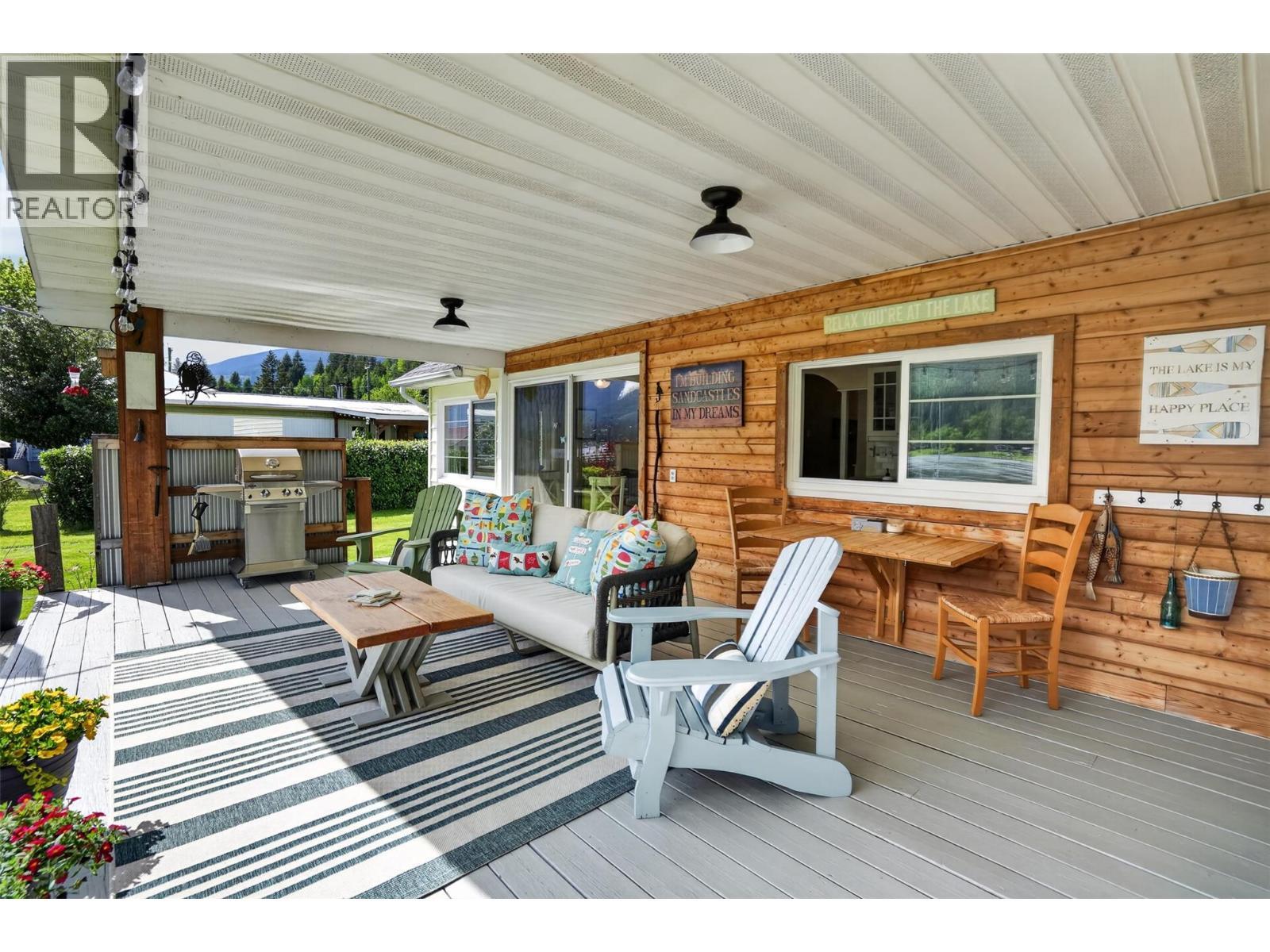 8110 & 8120 Busk Road, Balfour, BC - Outdoor With Deck Patio Veranda With Exterior