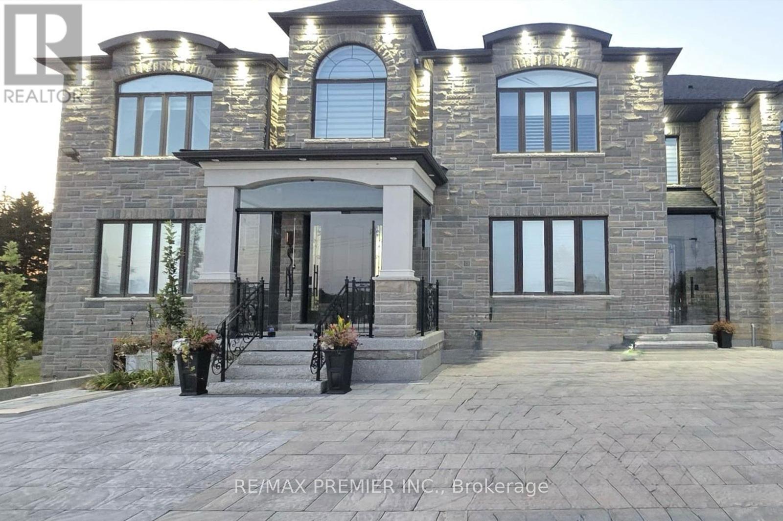 2180 King Vaughan Road, Vaughan, ON - Outdoor With Facade