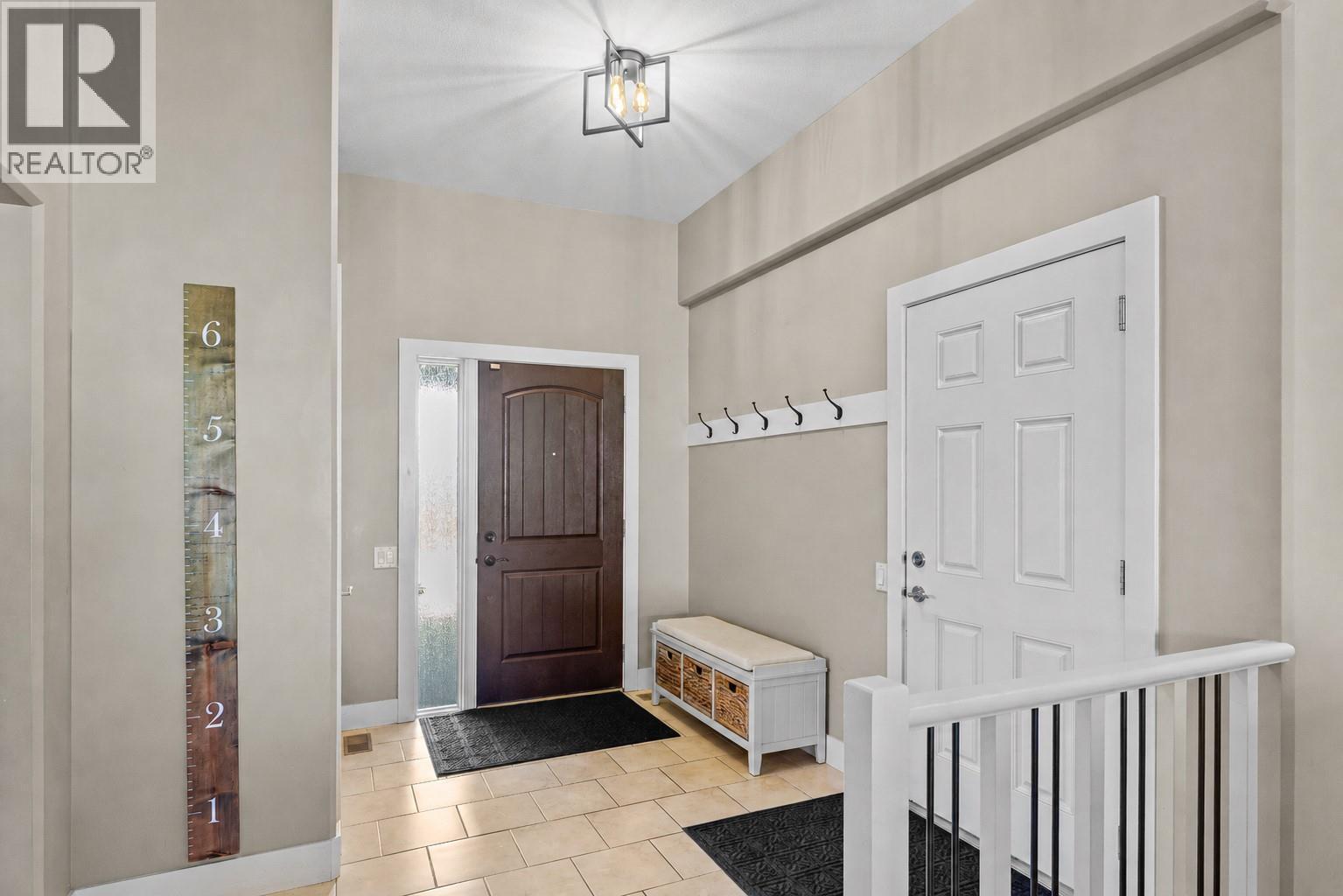 1601 Tower Ranch Boulevard, Kelowna, BC - Indoor Photo Showing Other Room