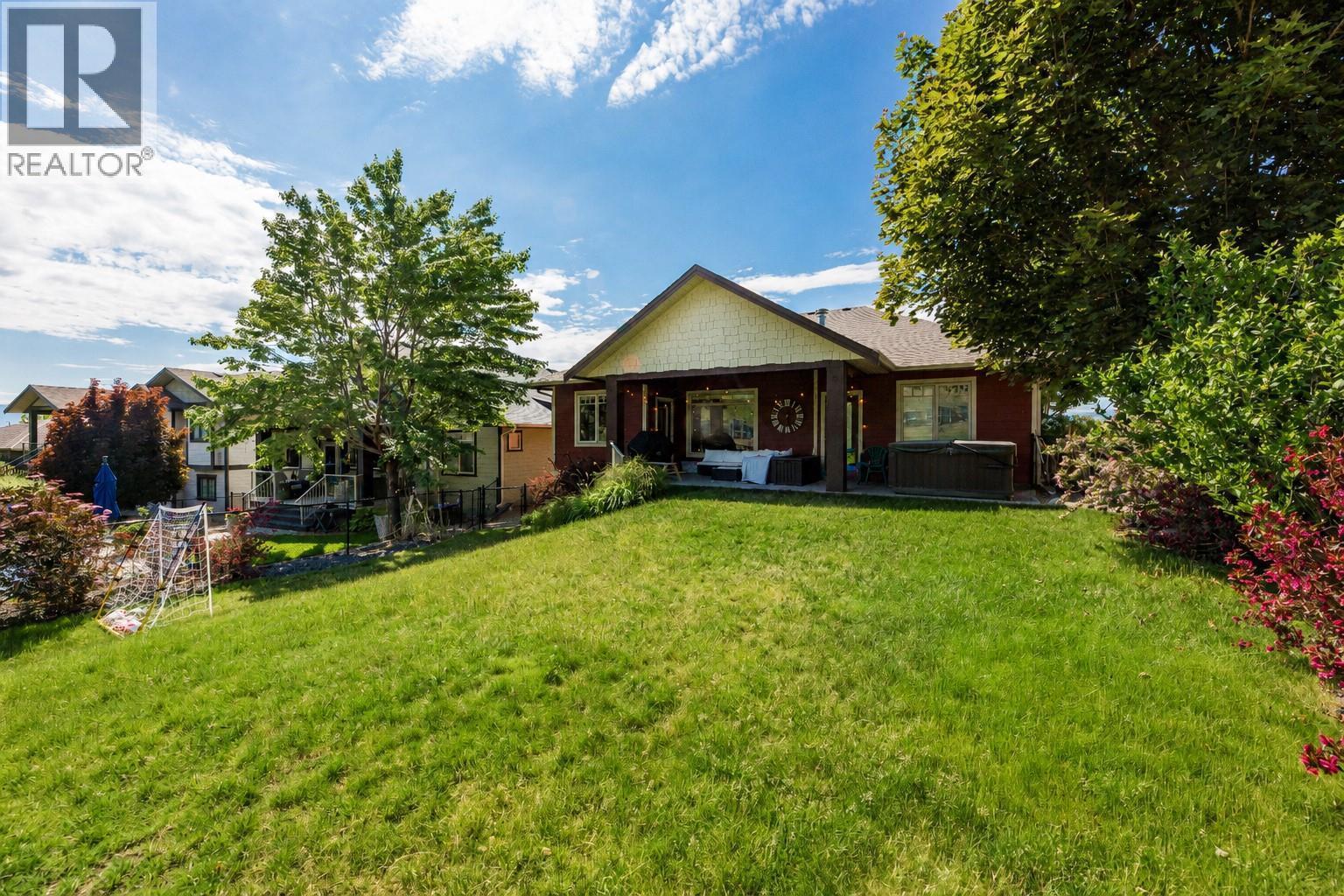 1601 Tower Ranch Boulevard, Kelowna, BC - Outdoor