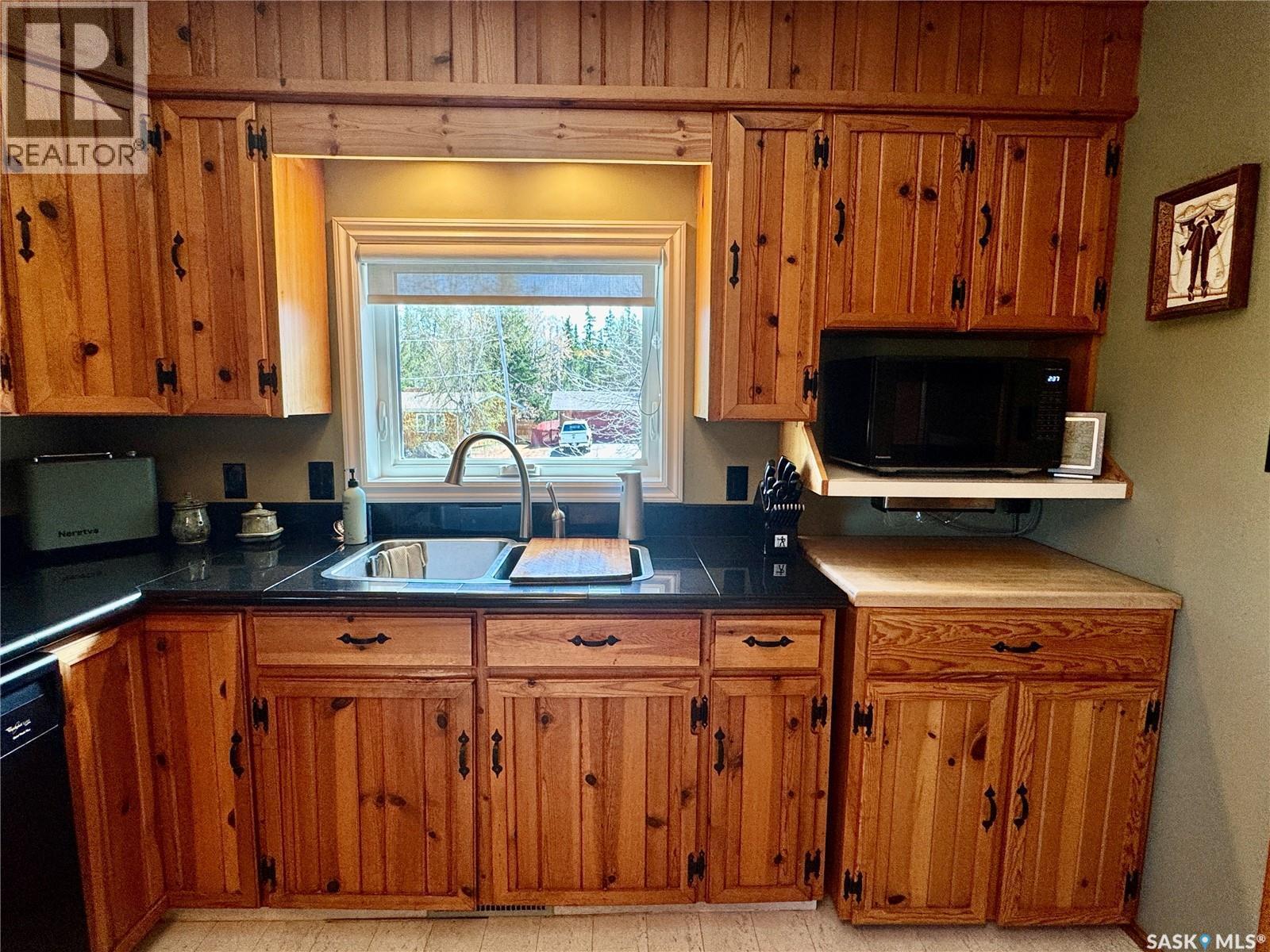 1632 Studer Street, La Ronge, SK - Indoor Photo Showing Kitchen With Double Sink