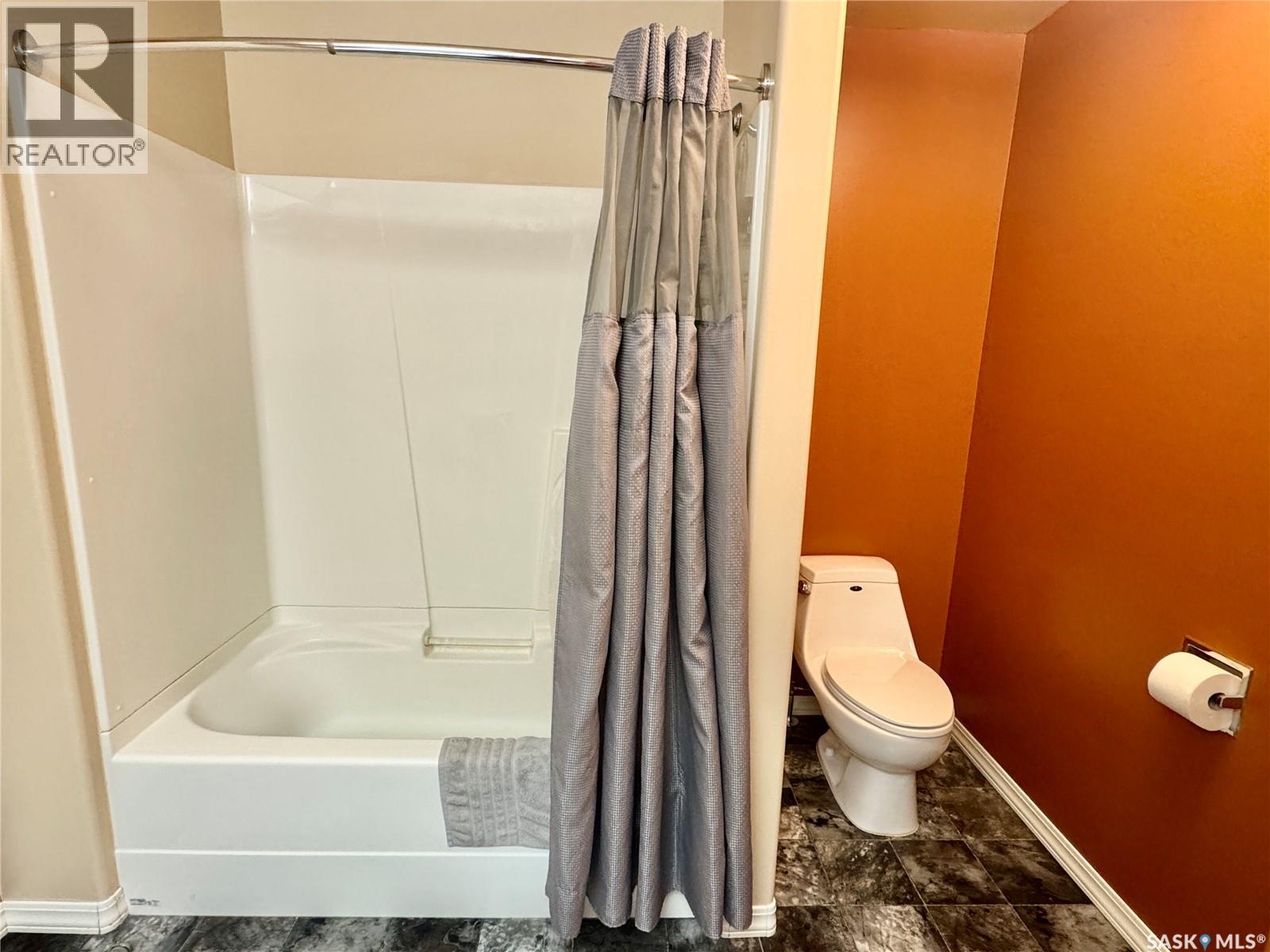 1632 Studer Street, La Ronge, SK - Indoor Photo Showing Bathroom
