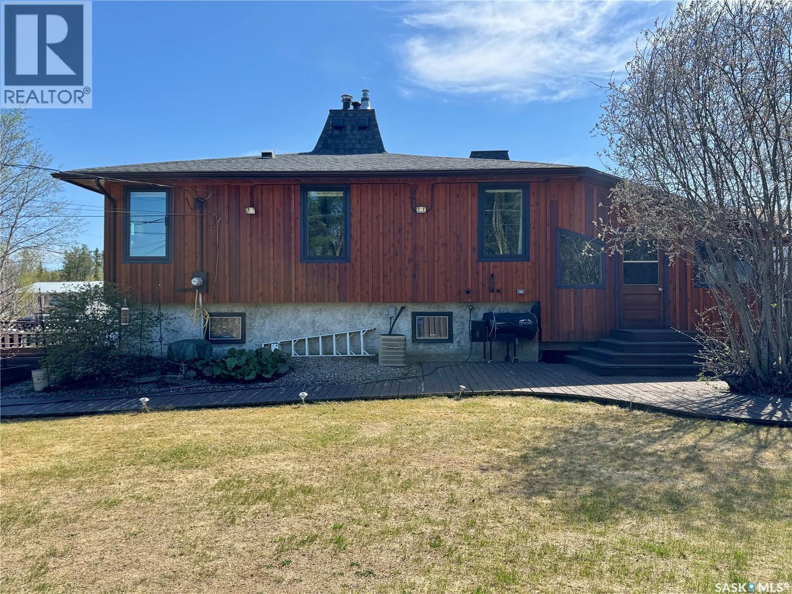 1632 Studer Street, La Ronge, SK - Outdoor