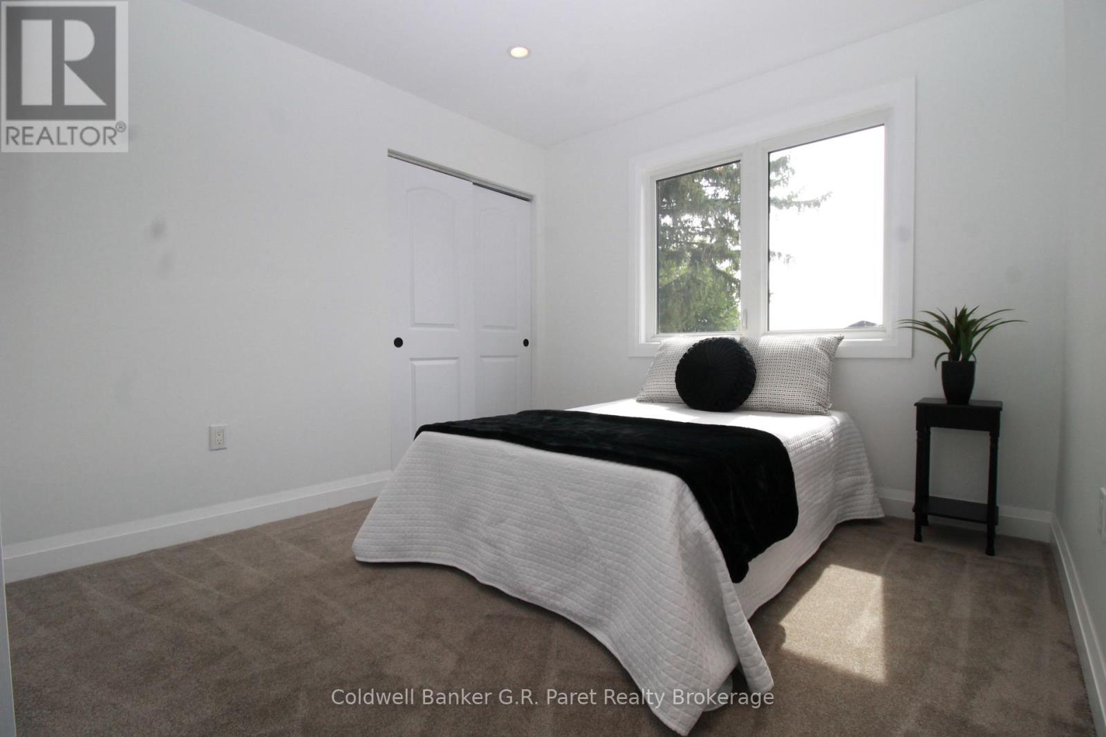 138A Victoria Street, Norfolk (Simcoe), ON - Indoor Photo Showing Bedroom