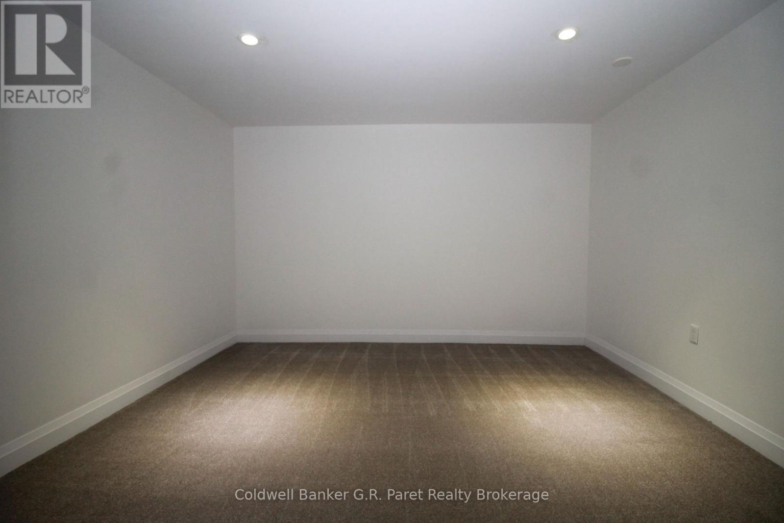 138A Victoria Street, Norfolk (Simcoe), ON - Indoor Photo Showing Other Room