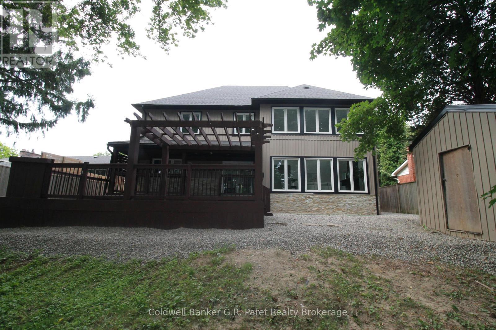 138A Victoria Street, Norfolk (Simcoe), ON - Outdoor With Deck Patio Veranda