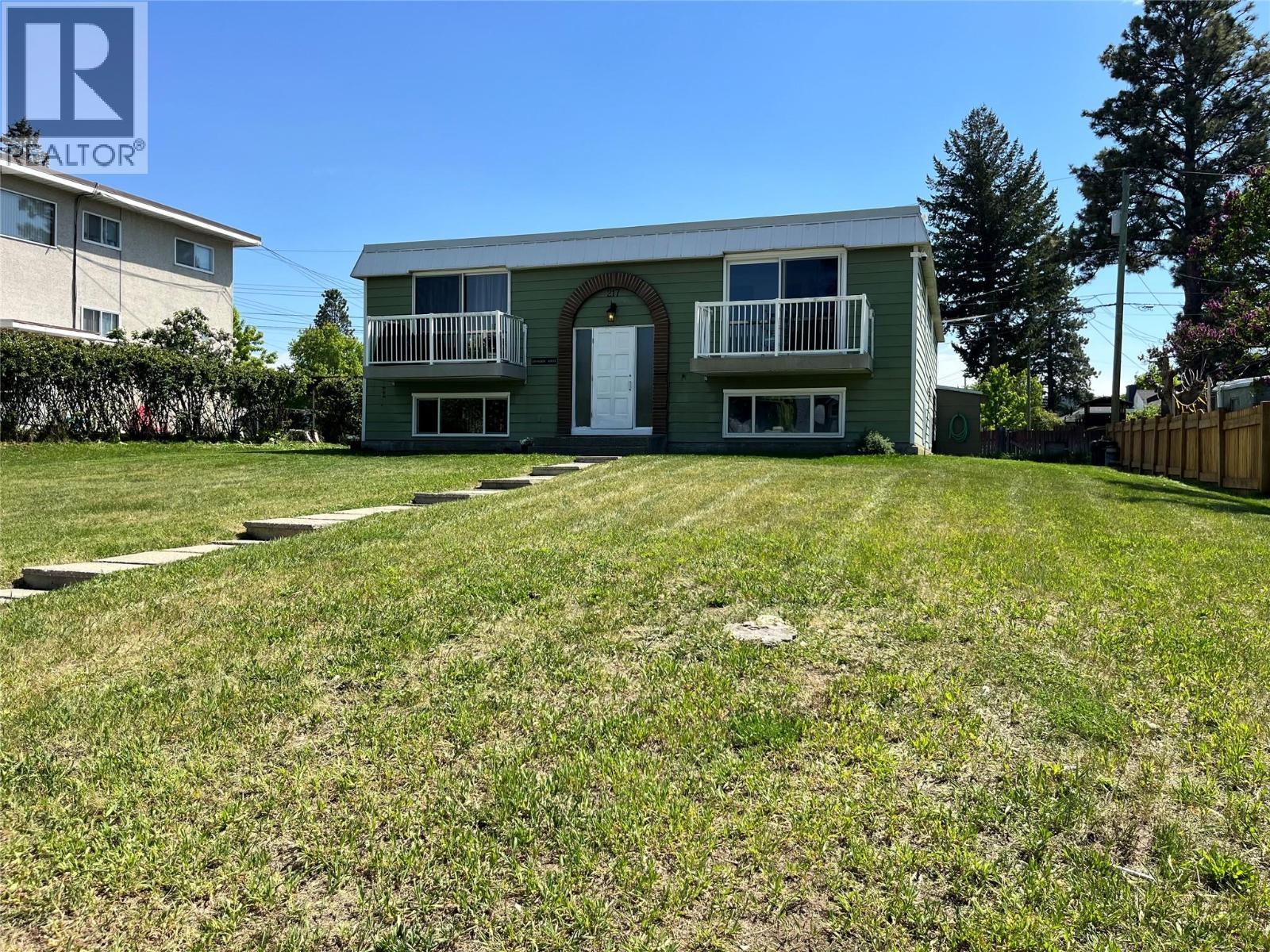 217 8Th Street S, Cranbrook, BC - Outdoor