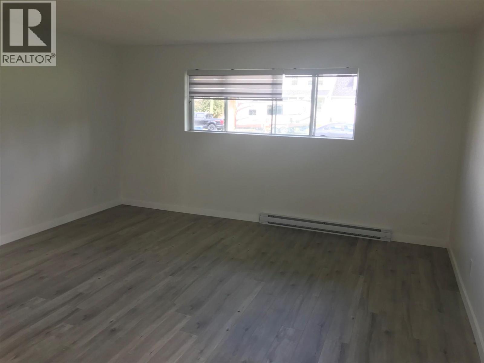 217 8Th Street S, Cranbrook, BC - Indoor Photo Showing Other Room