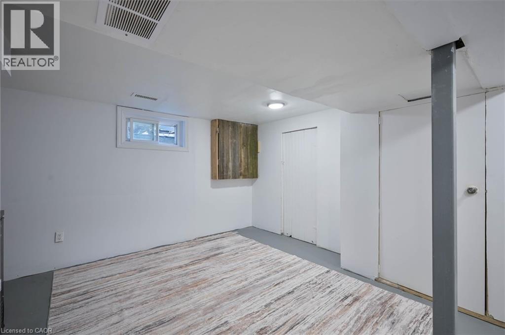 15 Manchester Street, Cambridge, ON - Indoor