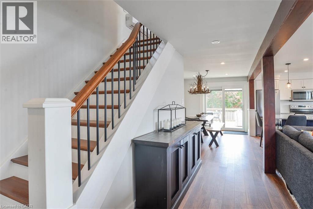 1021 Marina Road, Huntsville, ON - Indoor Photo Showing Other Room