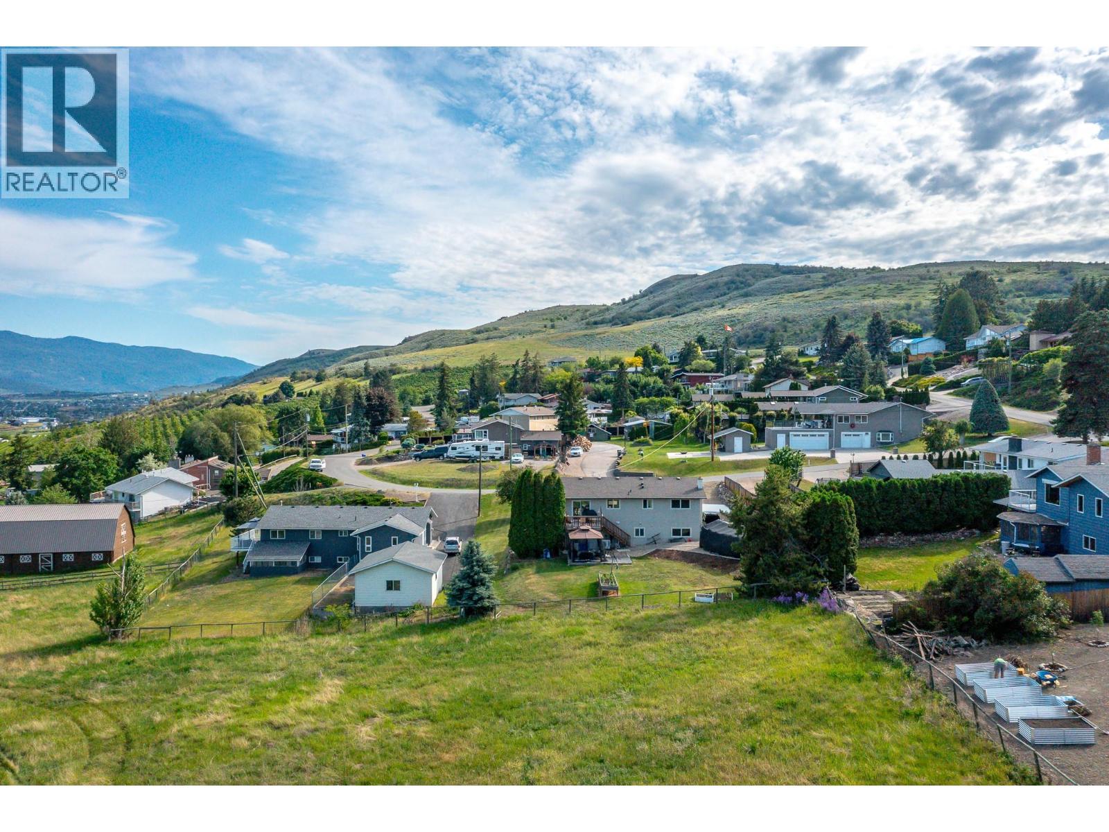 6485 Cardinal Road, Vernon, BC - Outdoor With View