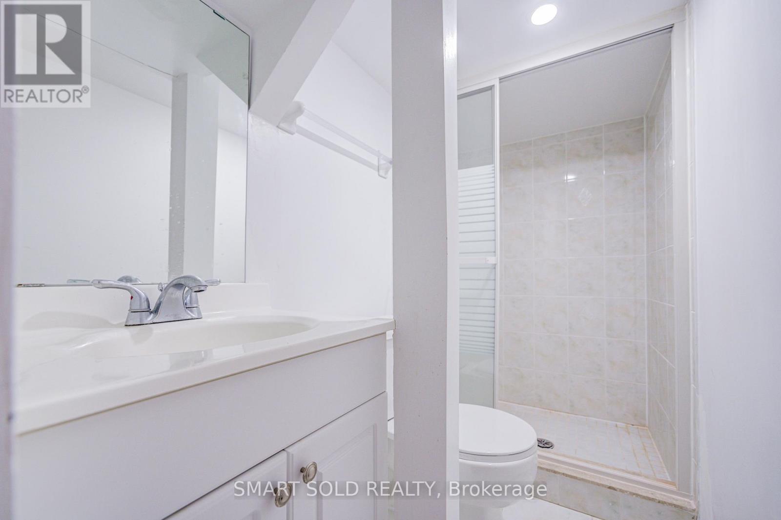 41 Carnforth Drive, Markham, ON - Indoor Photo Showing Bathroom