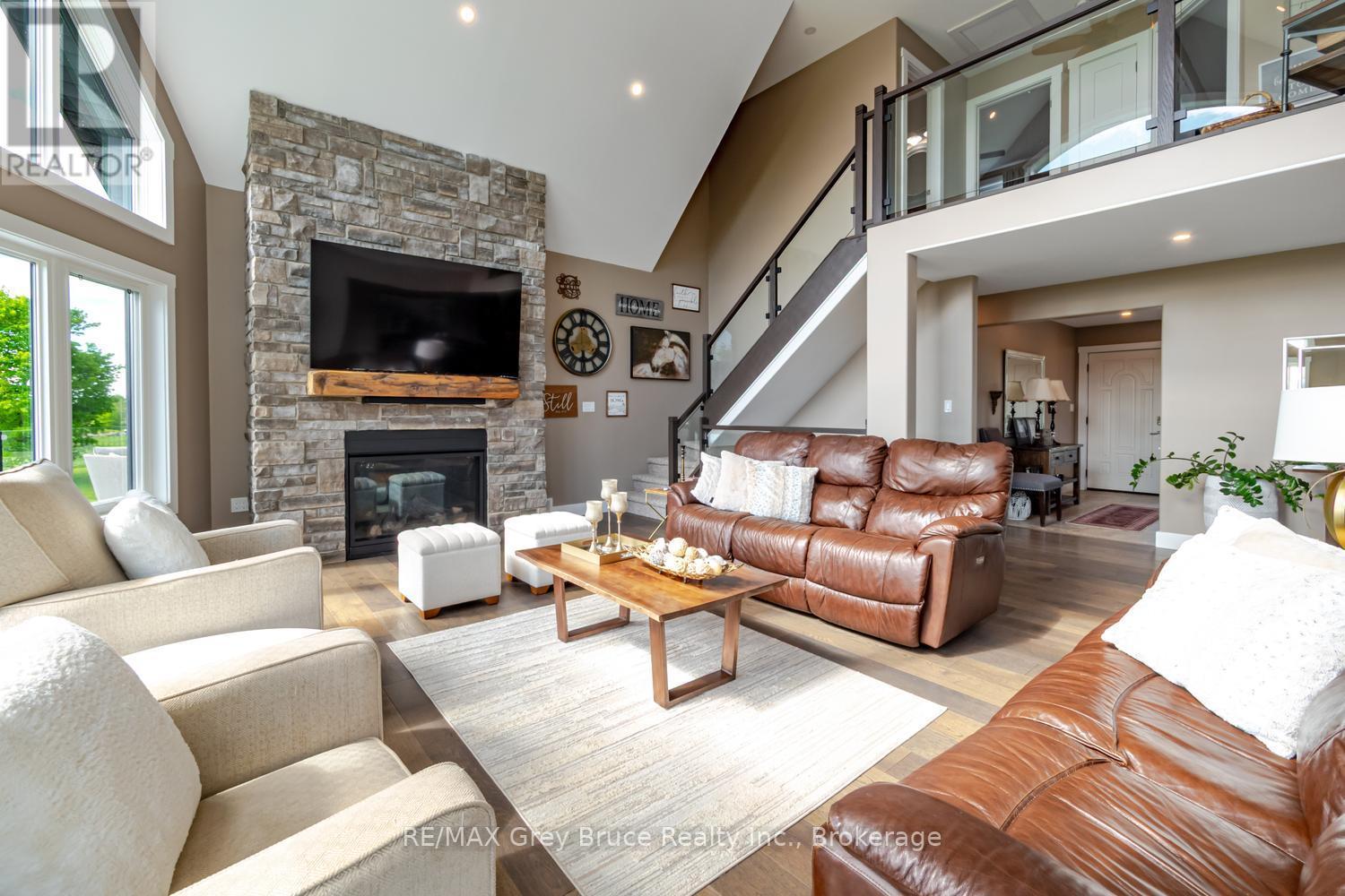 617536 Concession 1 Road, Meaford, ON