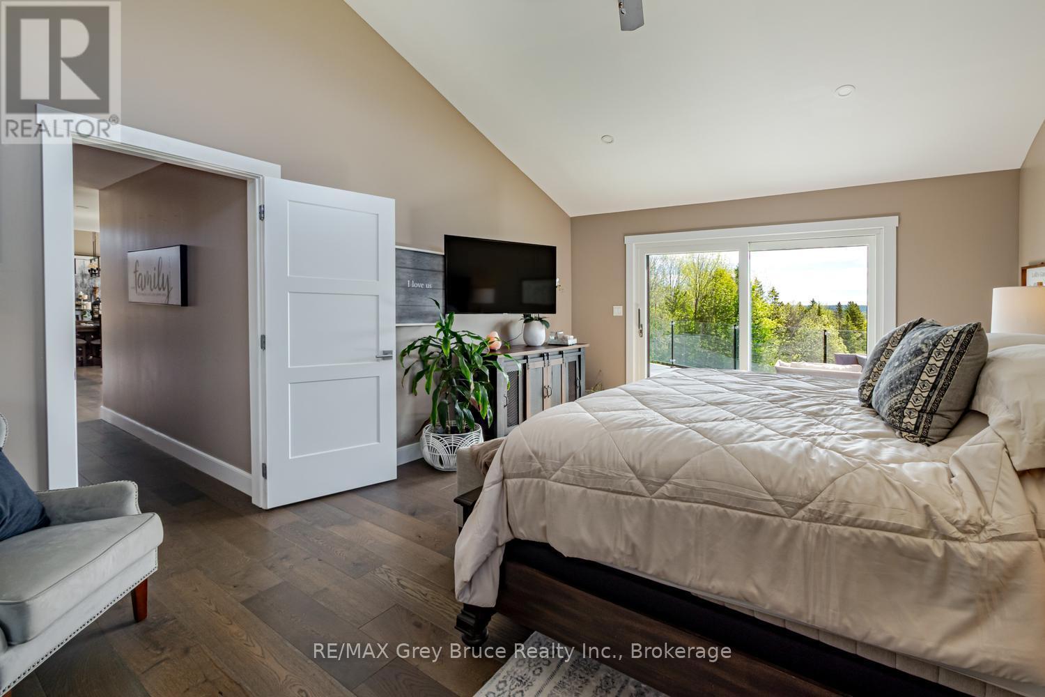 617536 Concession 1 Road, Meaford, ON