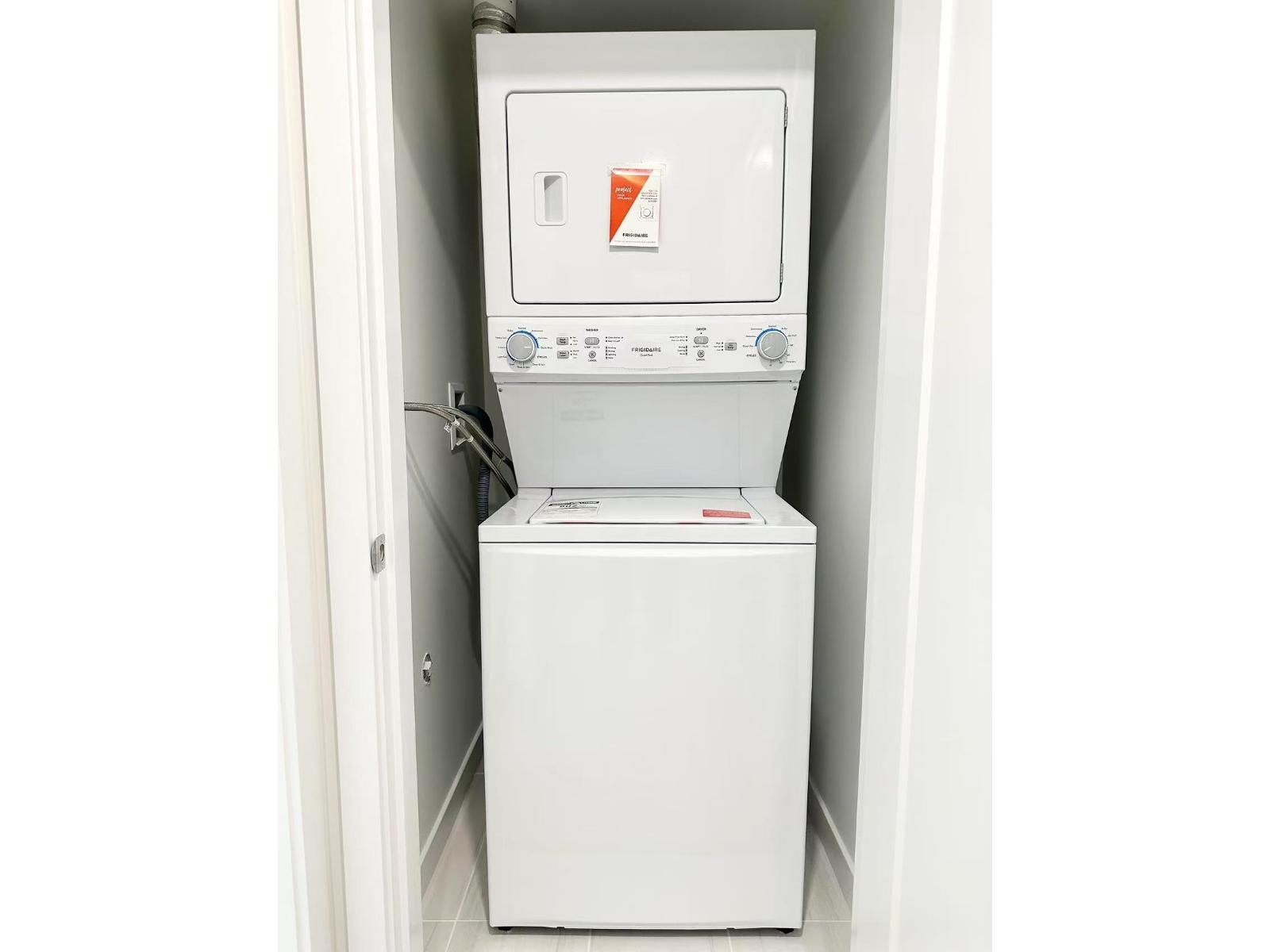 77A Avenue, Langley, BC - Indoor Photo Showing Laundry Room