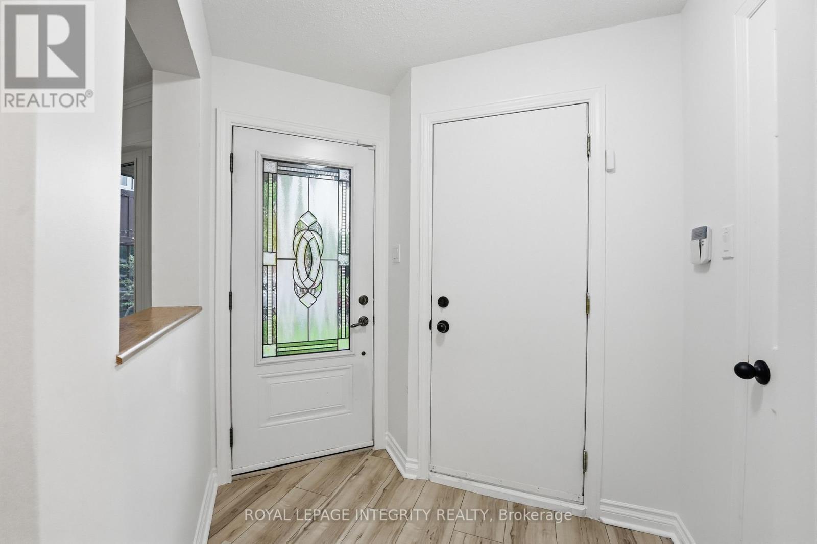 76 Hunterswood Crescent, Ottawa, ON - Indoor Photo Showing Other Room